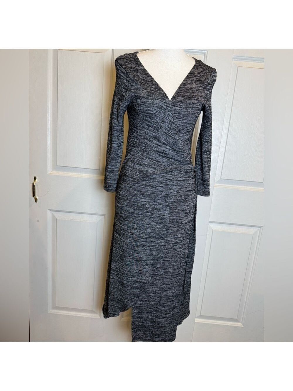 Forever 21 Wrap Dress Small Gray Knit Long Sleeve Faux Wrap Midi - Picture 5 of 7